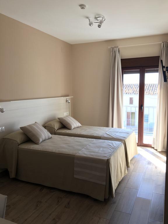 Hostal Los Encinares Villanueva de Córdoba Buitenkant foto