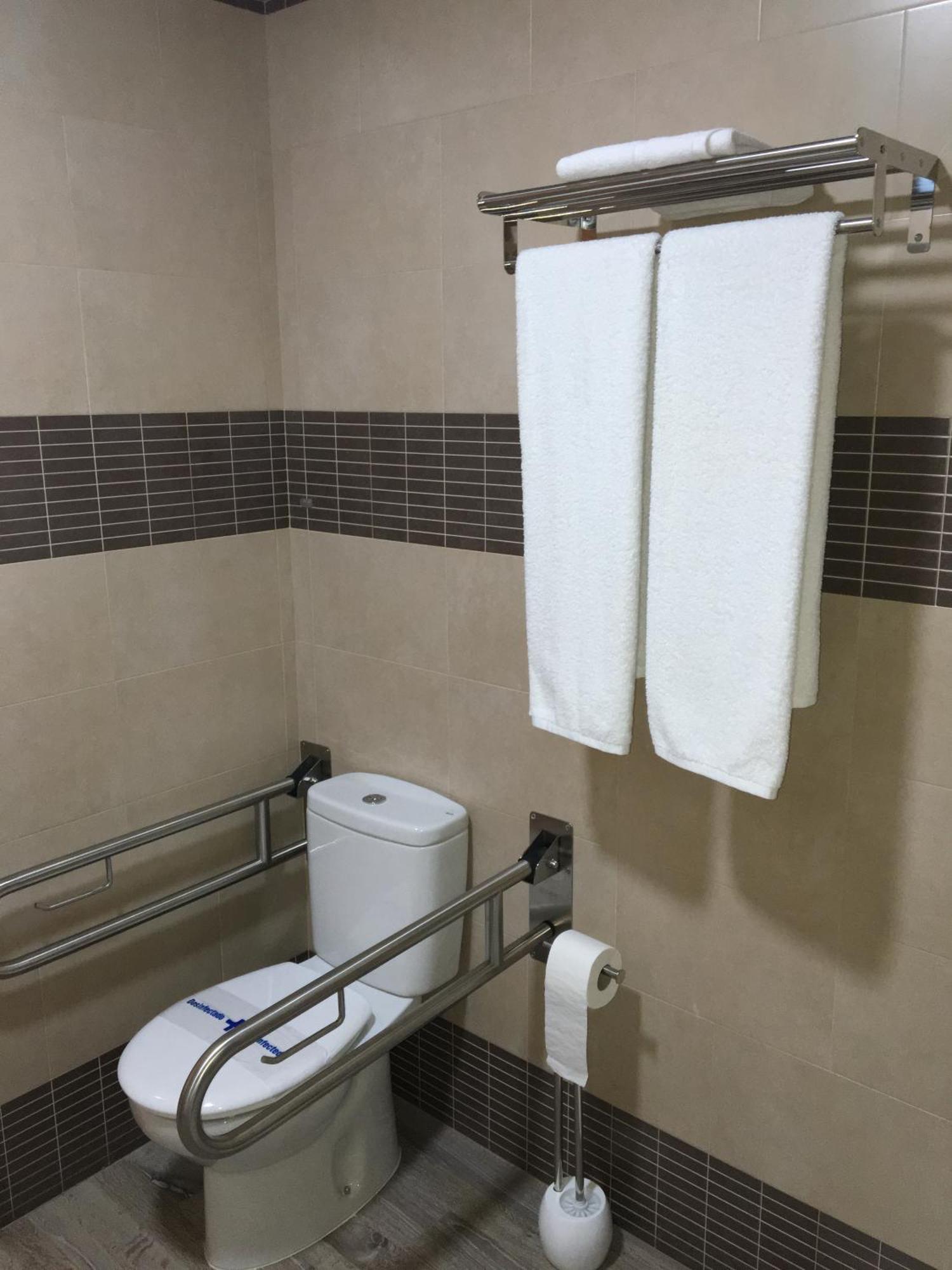 Hostal Los Encinares Villanueva de Córdoba Buitenkant foto