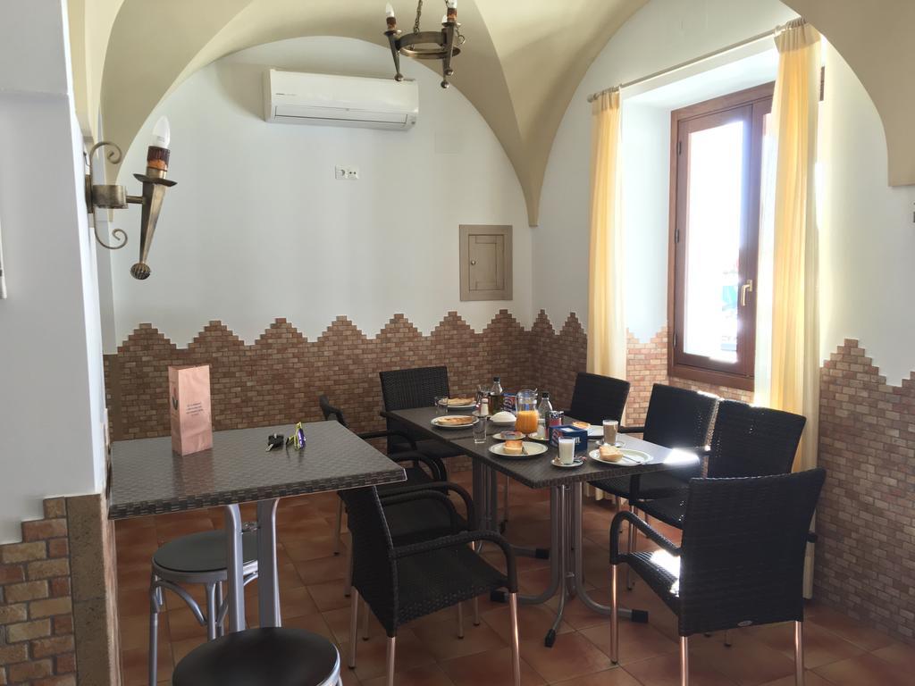 Hostal Los Encinares Villanueva de Córdoba Buitenkant foto